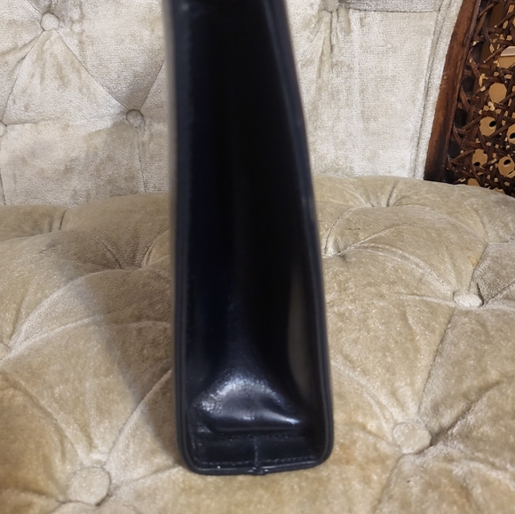 (SOLD)Authentic Salvatore Ferragamo 2 way  bag .(cluctch/crossbody bag) - Picture 7 of 8